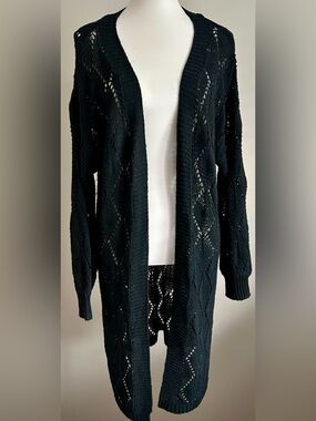 NWT - Davi & Dani Crochet Open Duster Cardigan in Black
